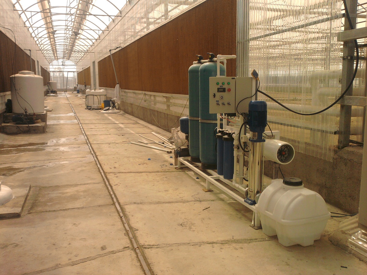 دستگاه تصفیه آب organic گلخانه ای ,مخصوص تصفیه آب کشاورزی organic ,محصولات کشاورزی ارگانیک 09121435229 رضا یونسی آزاد